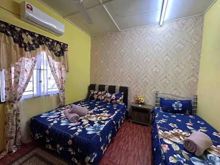 Qaisara's Family Homestay Picture 9