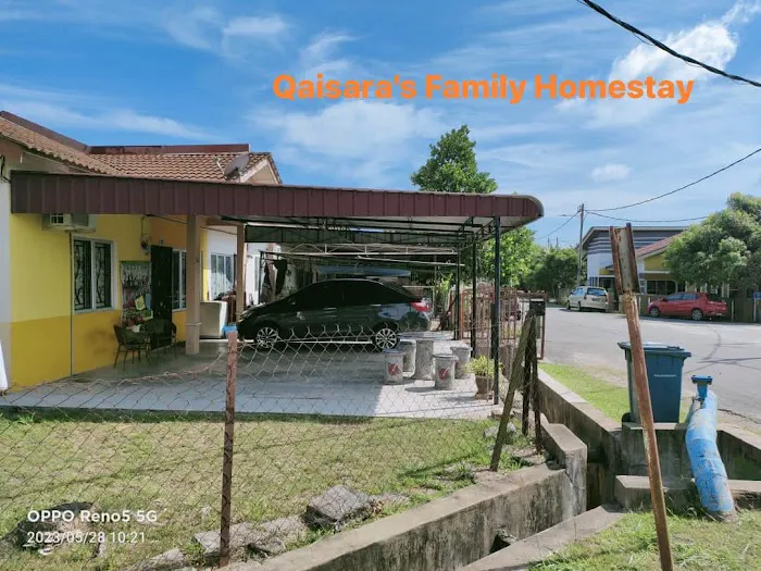 Qaisara's Family Homestay Picture 6