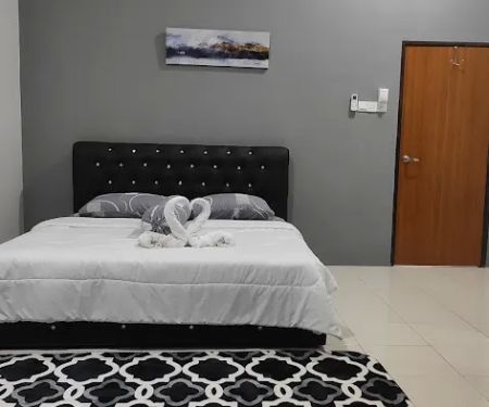 FRA Homestay semi D full aircond