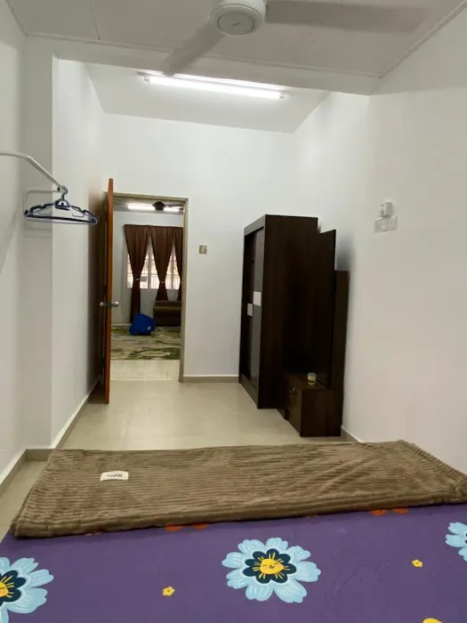 D'Hibiscus Homestay Picture 2