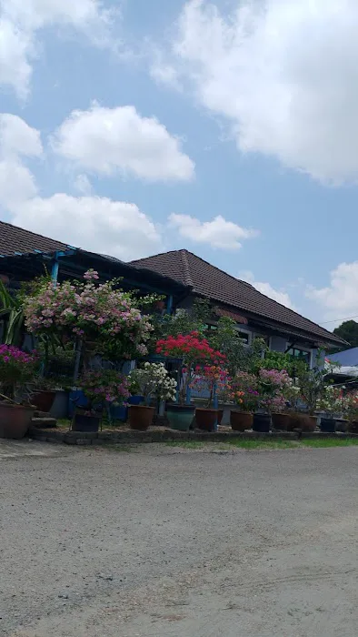 Taman Melati, Lati Picture 4