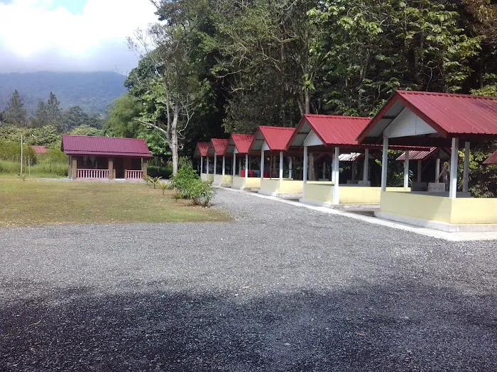 Kuala Tampit Chalet Picture 5