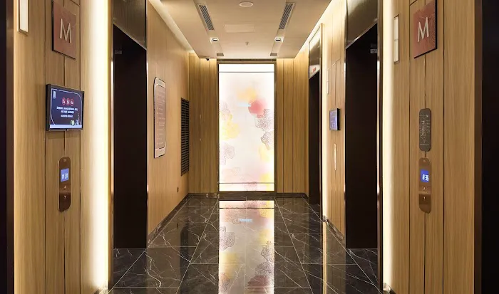 Moonway Imperial Suites Picture 3
