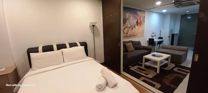 One Maxim Residence at Taragon Picture 4