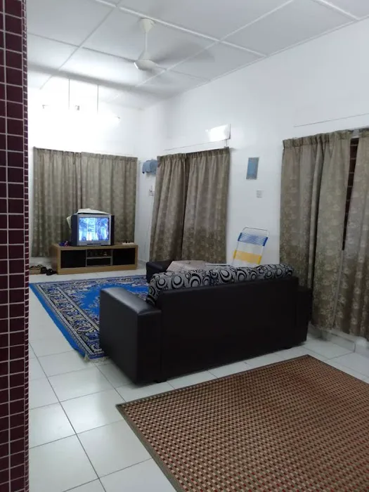 Homestay AMAN Hutan Melintang *Malay Muslim only* Picture 5