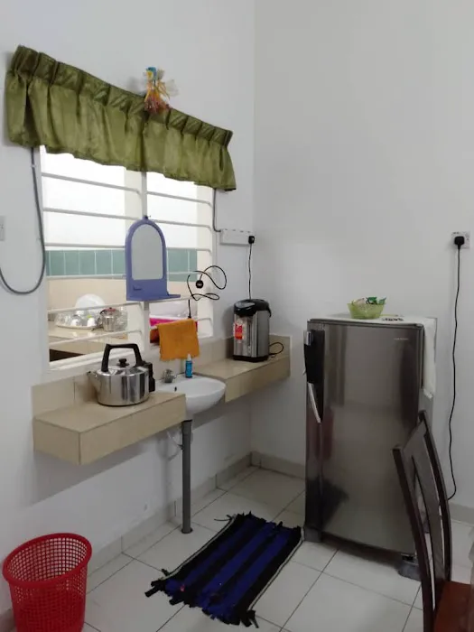 Homestay AMAN Hutan Melintang *Malay Muslim only* Picture 2