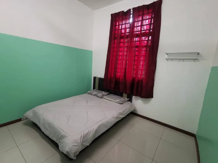 Iman's Homestay Bera Picture 6