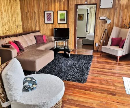 Kairos Villa, Pantai