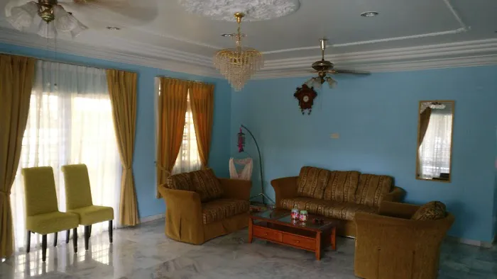Puteri Homestay Taman Perindu Picture 2