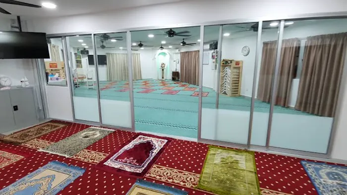Surau Attanwir Taman Raintree Picture 6