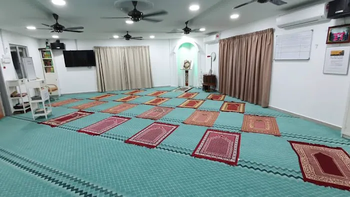 Surau Attanwir Taman Raintree Picture 4