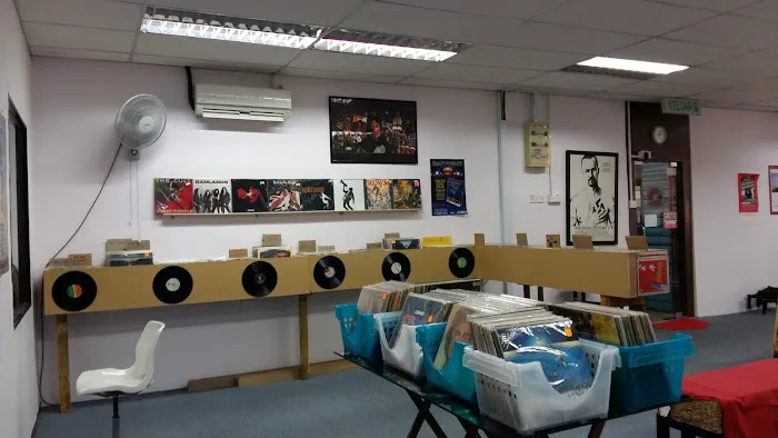 Crossroads Records MY Picture 7