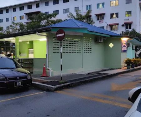 Surau Pangsapuri Kenanga
