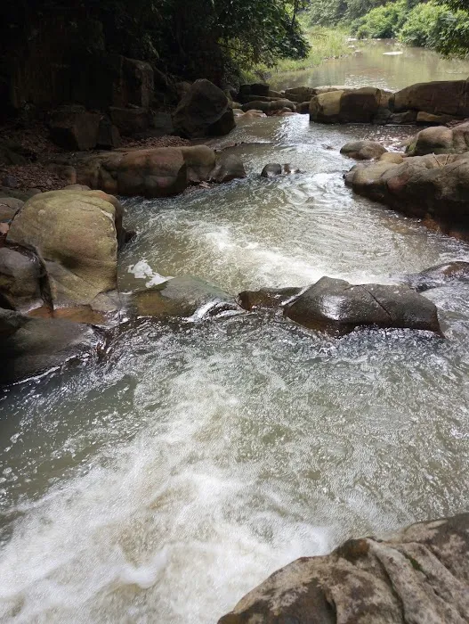Lata Mentagan Waterfall Picture 6