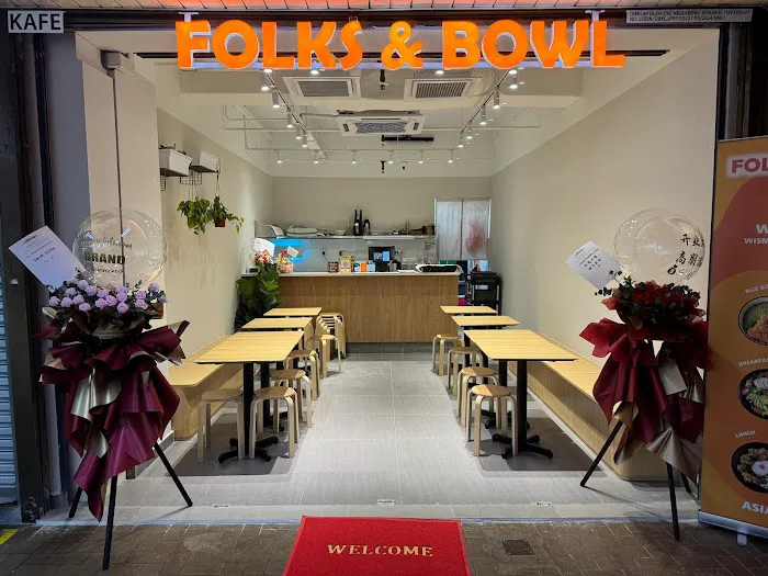 Folks & Bowl Picture 4
