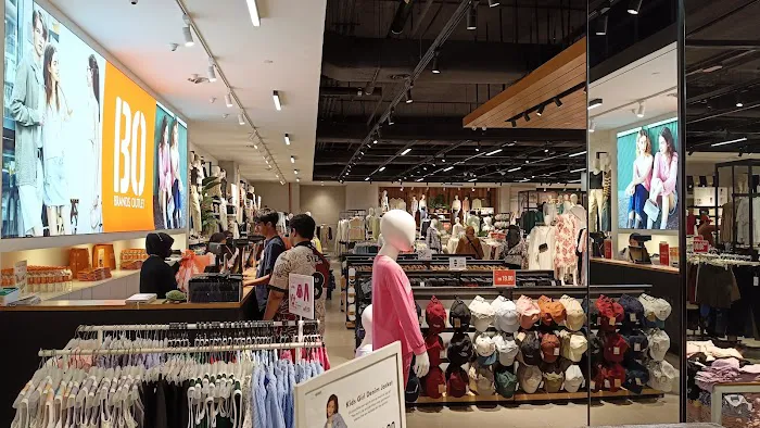 Melawati Mall Picture 1