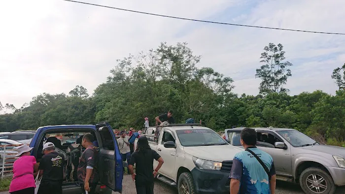 Transport to Jerangkang Waterfall Picture 2