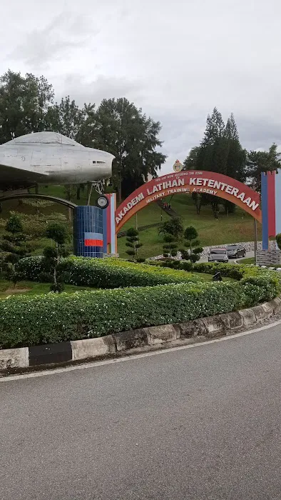 Bulatan Kapal Terbang (Jet Tebuan) Picture 1