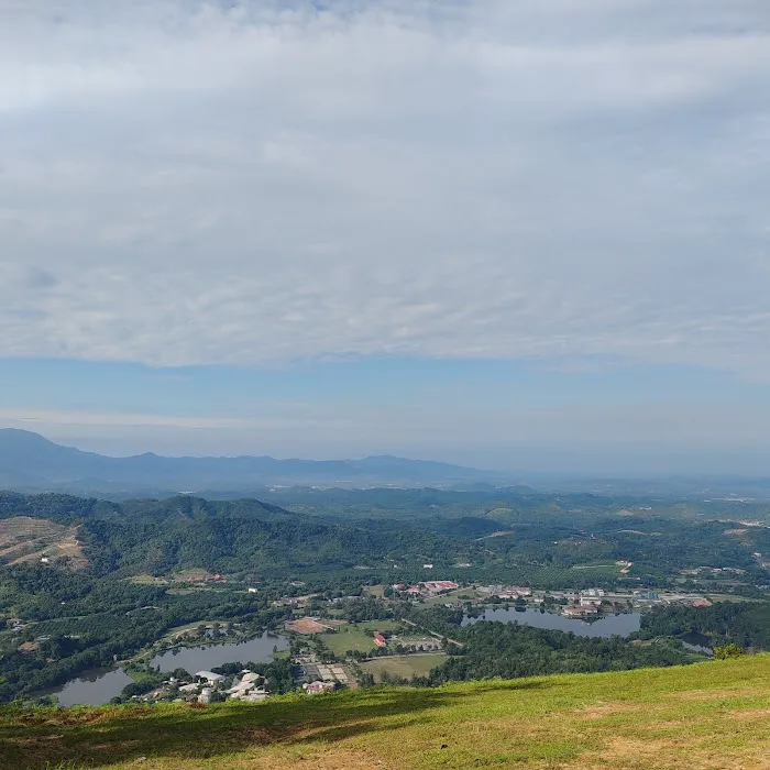 Bukit Batu Pahat Trailhead Picture 1