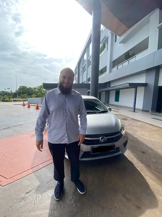 My Campus Car Rental UiTM Puncak Alam Picture 2