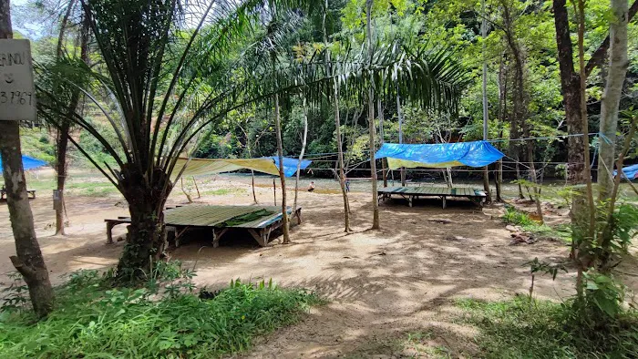 Cherandong Waterfall Trailhead Picture 7