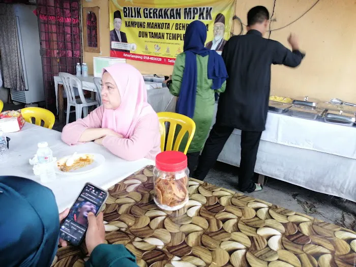 URBAN CORNER KAMPUNG MAHKOTA Picture 3