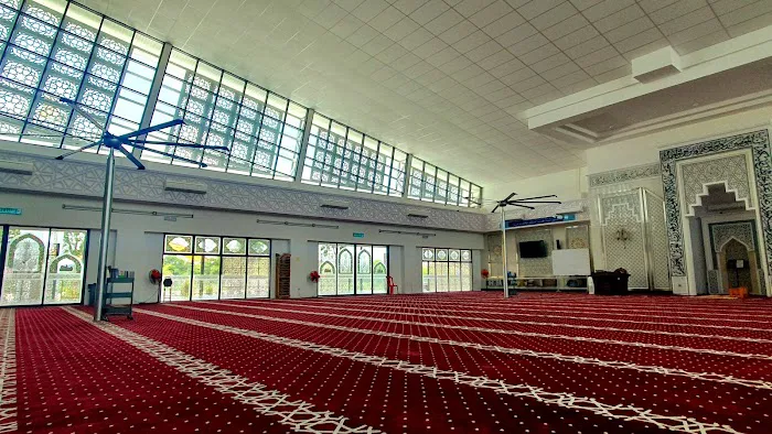 Taman Alam Jaya Mosque Picture 1