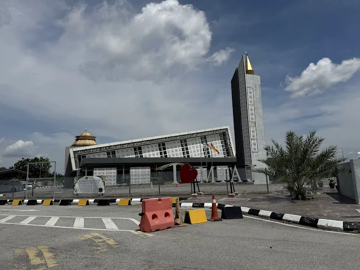 Taman Alam Jaya Mosque Picture 5