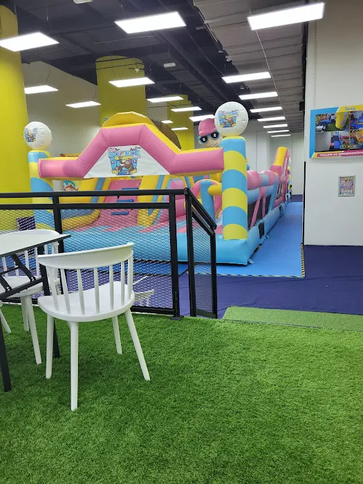 Big Bounce Park Picture 7