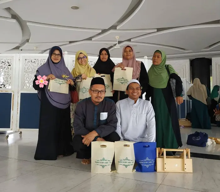 Surau Al-Hidayah Pangsapuri Alam Perdana Picture 7