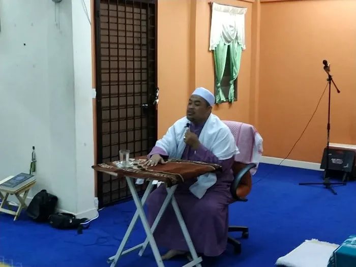 Surau Al-Hidayah Pangsapuri Alam Perdana Picture 2