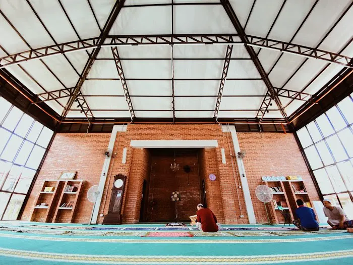 Surau Baitul Majid Alam Perdana Picture 9
