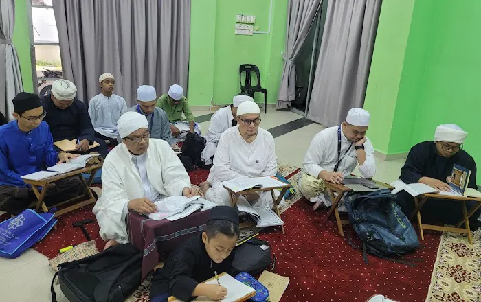 Surau Nur Iman Astana Alam 1 Picture 3