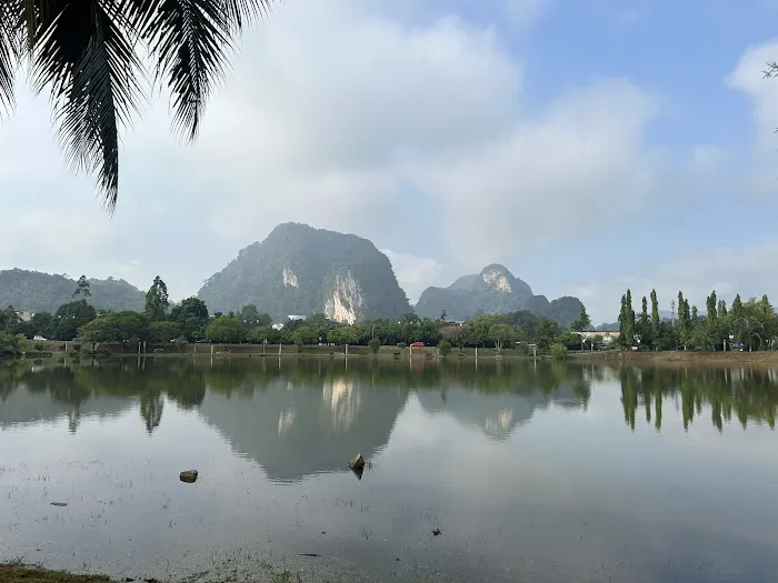 Taman Tasik Gua Musang Picture 1