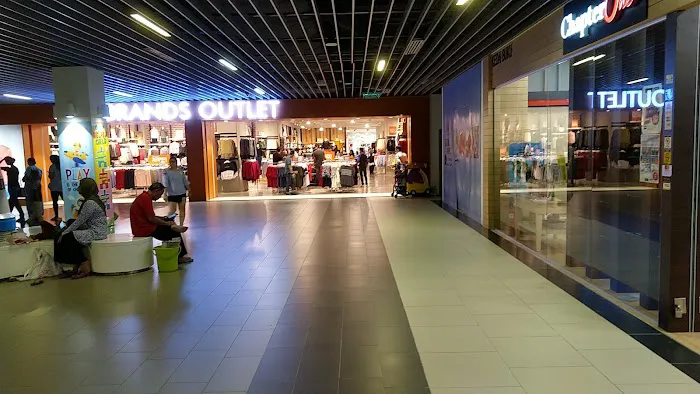 Star Avenue Lifestyle Mall Picture 6