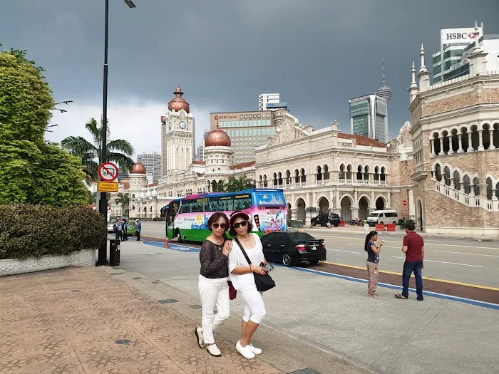 KL Transportation & Tour Services Picture 7