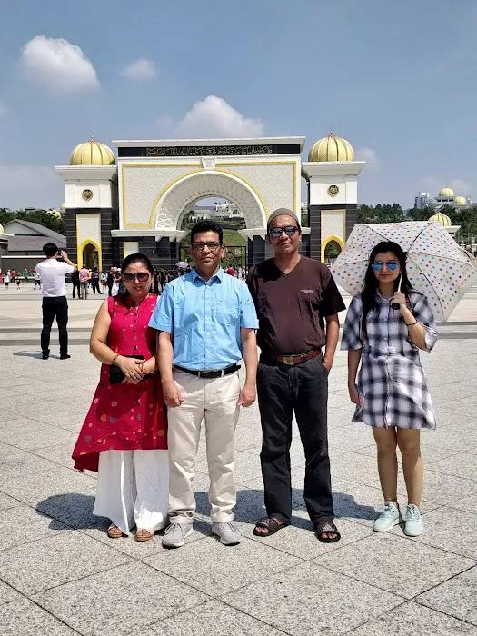 KL Transportation & Tour Services Picture 9