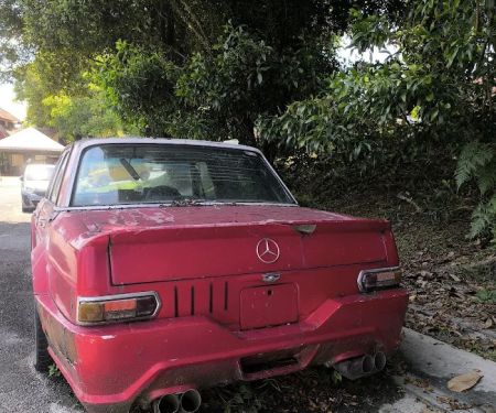 BAM cherry red Mercedes Benz