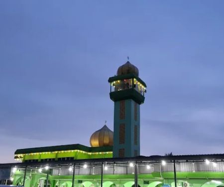 Masjid Al Makmuriah