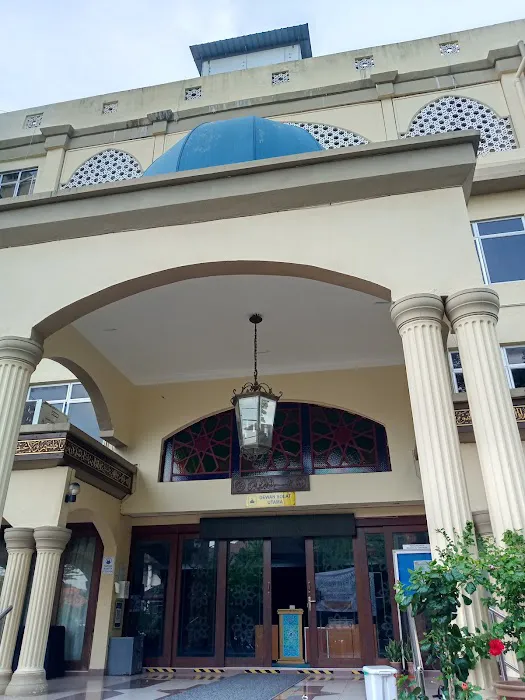 Al-Ghufran Mosque Picture 1