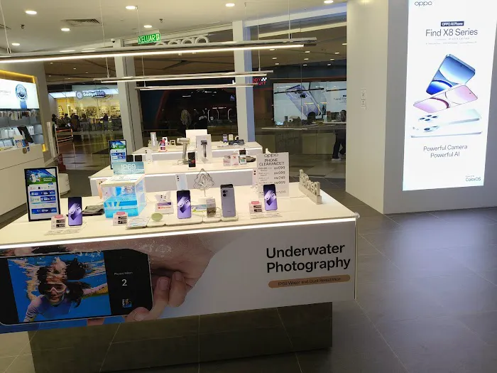 OPPO EXPERIENCE STORE MY TOWN Picture 6