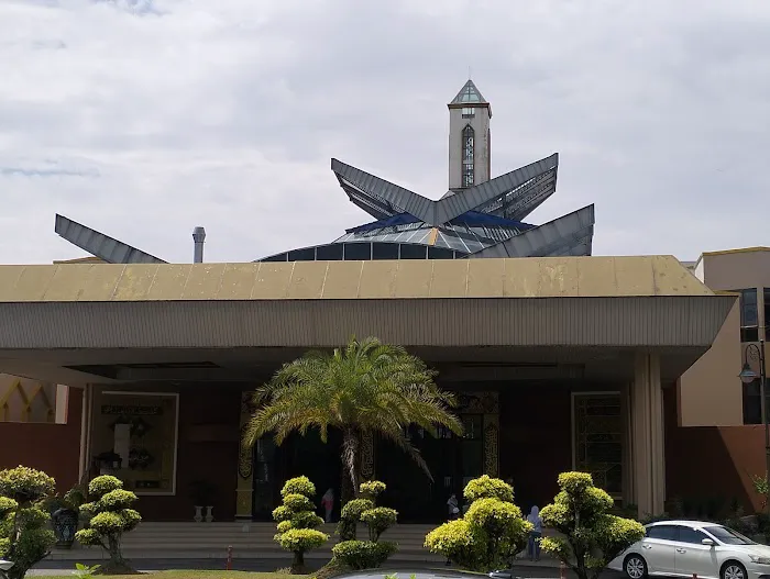 Yayasan Restu Picture 1