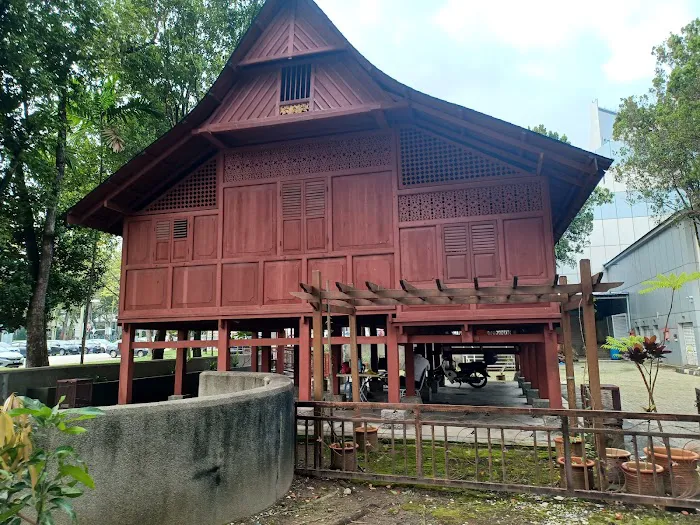 Sultan Alam Shah Museum Picture 9