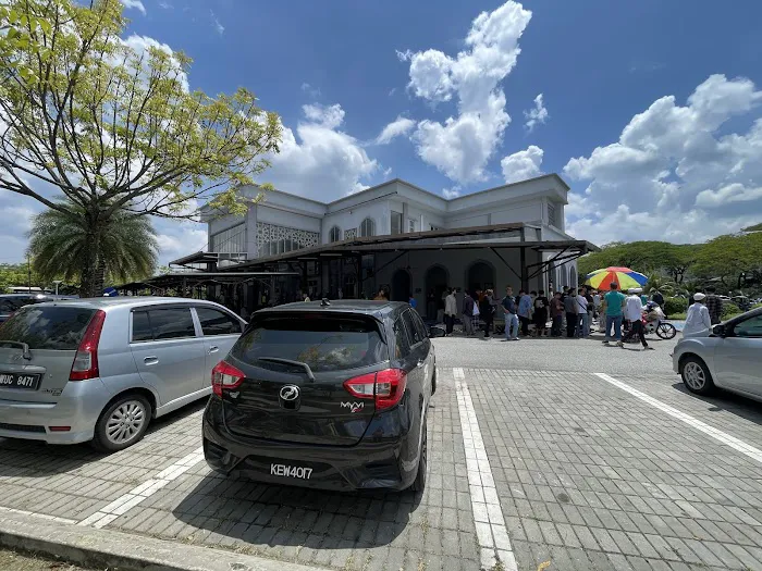 Bandar Utama Mosque Picture 9