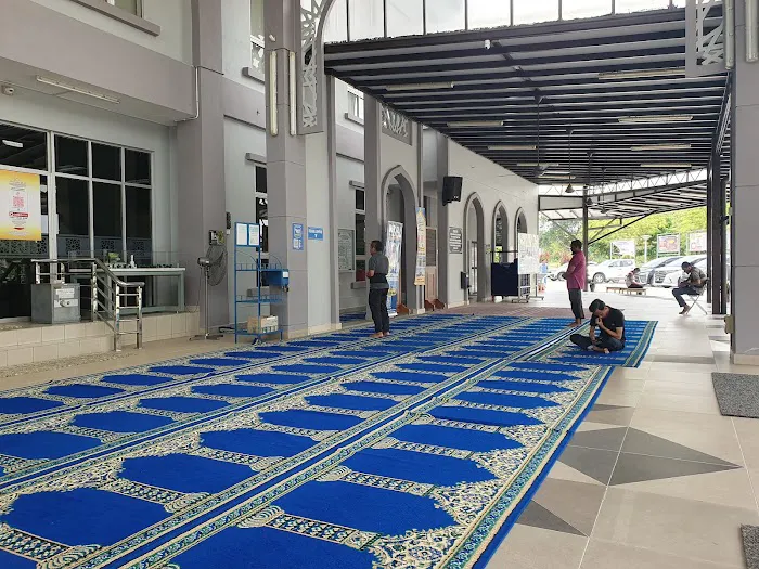 Bandar Utama Mosque Picture 8