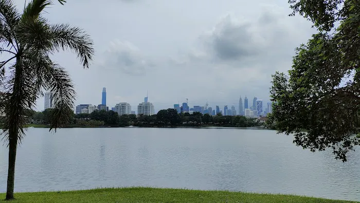 Taman Tasik Ampang Hilir Side Entrance Picture 2