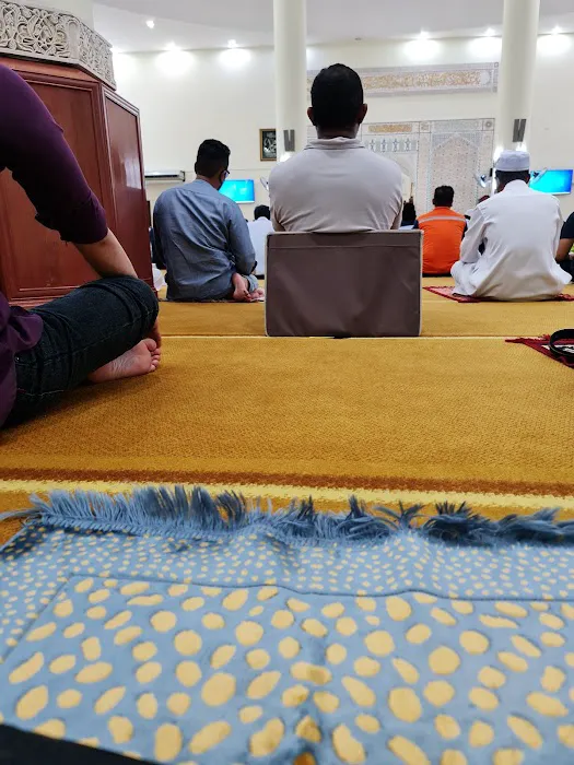 Al-Hidayah Mosque Kampung Sungai Penchala Picture 4