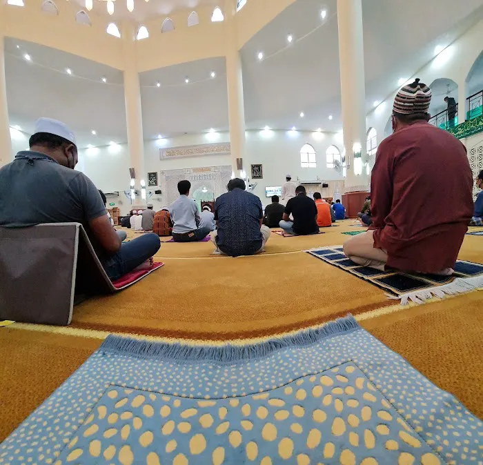 Al-Hidayah Mosque Kampung Sungai Penchala Picture 2