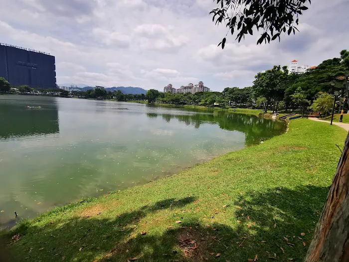 Taman Tasik Ampang Hilir Picture 1