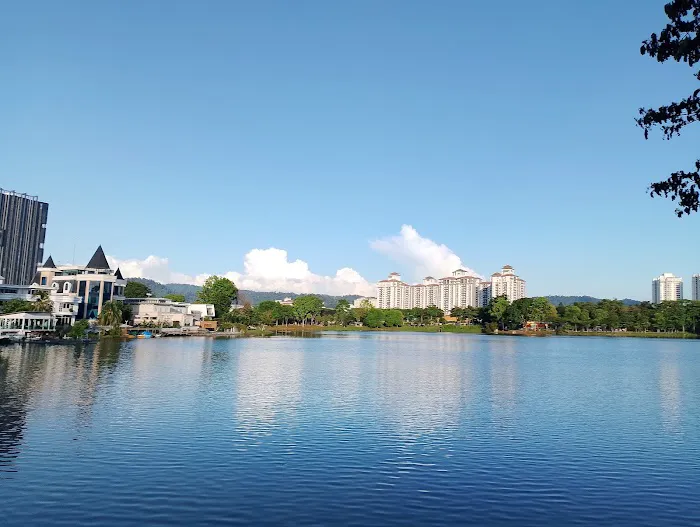 Taman Tasik Ampang Hilir Picture 7